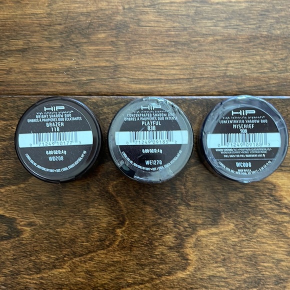 Sealed L’Oreal HIP Concentrated Eyeshadows Brazen Mischief Playful & Eyeliners - Picture 2 of 2